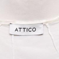 Attico Bovenkleding in Crème