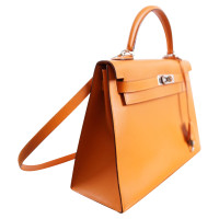 Hermès Kelly Bag 35 Leather in Orange