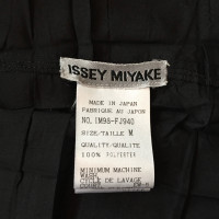 Issey Miyake Top en Noir