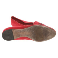 Alexander McQueen Slipper/Ballerinas aus Wildleder in Rot