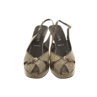 Prada Sandalen Leer in Beige