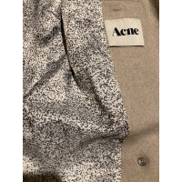 Acne Jacke/Mantel aus Wolle in Beige