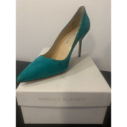 Manolo Blahnik Décolleté/Spuntate in Pelle scamosciata in Verde