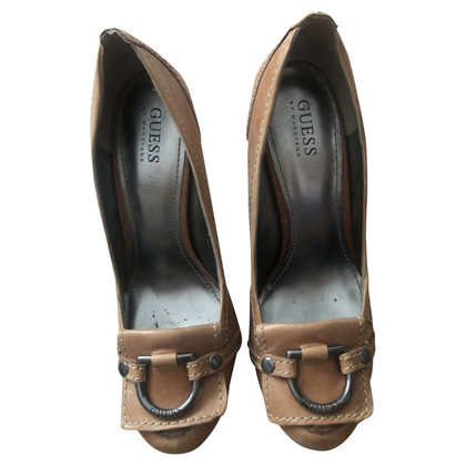 Guess Pumps/Peeptoes Leather in Brown