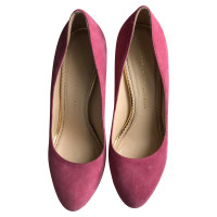 Charlotte Olympia Pumps in Pink 