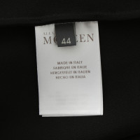 Alexander McQueen Seidenkleid in Schwarz