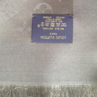 Louis Vuitton Monogram Tuch Zijde in Kaki