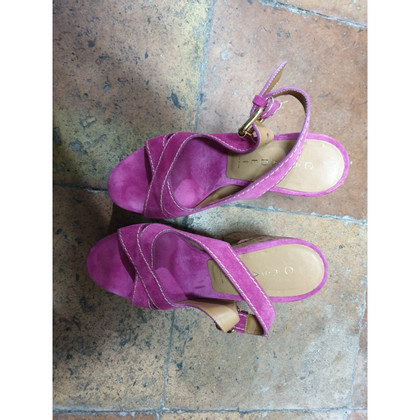 Casadei Sandalen aus Wildleder in Violett