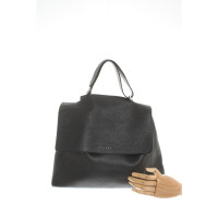 Orciani Handtasche aus Leder in Schwarz
