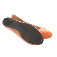 Balenciaga Slippers/Ballerina's Leer in Oranje
