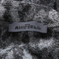 Airfield top with pattern