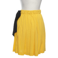 Miu Miu skirt in yellow / black