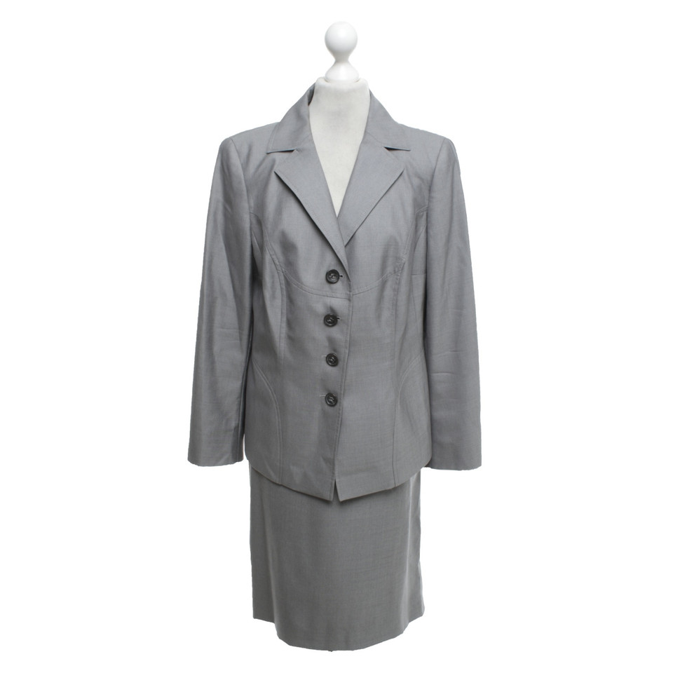 Escada Costume in grigio