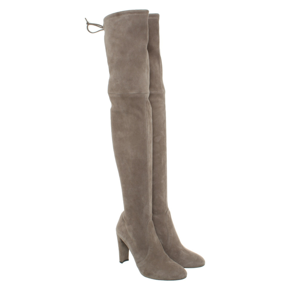 Stuart Weitzman Stiefel aus Wildleder in Grau