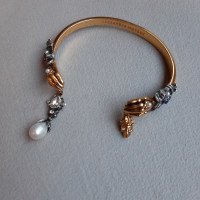 Alexander McQueen Bracelet/Wristband in Gold