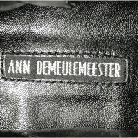 Ann Demeulemeester Chaussures à lacets en Daim en Bordeaux