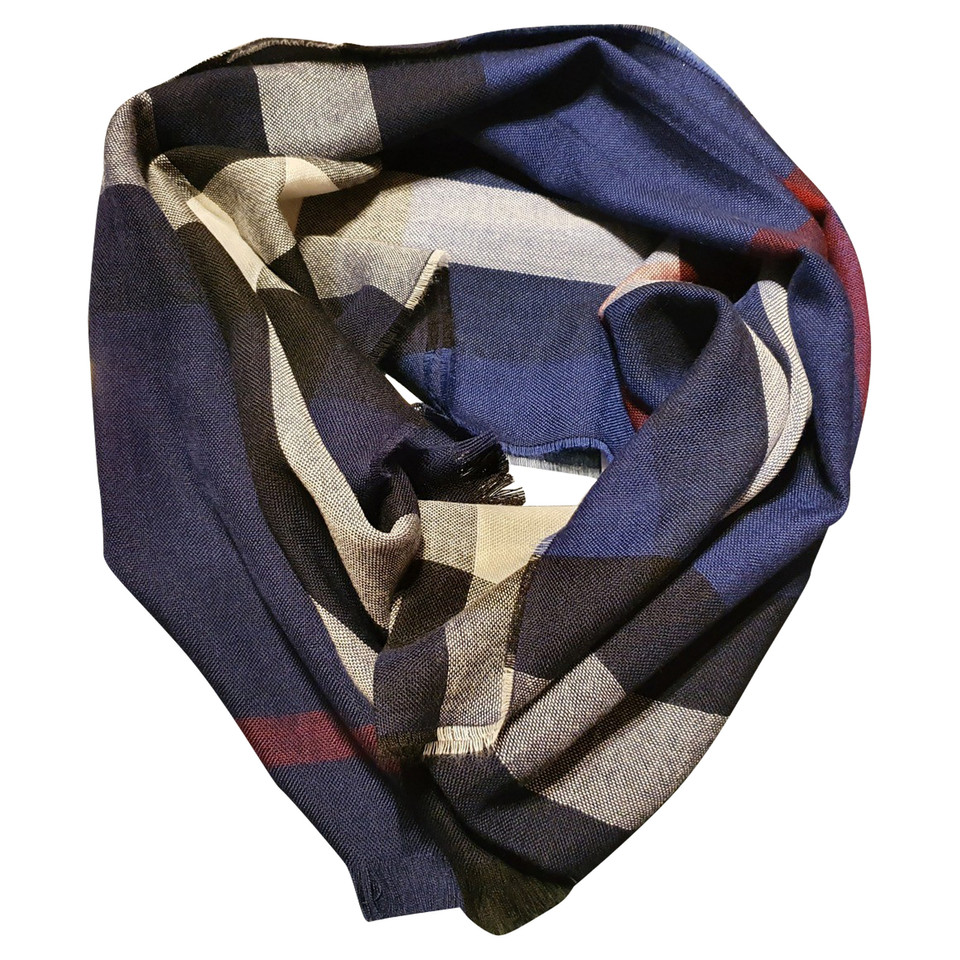 Burberry Scarf/Shawl Cashmere in Blue