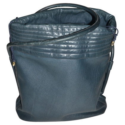 Valentino Garavani Handtasche aus Leder in Blau