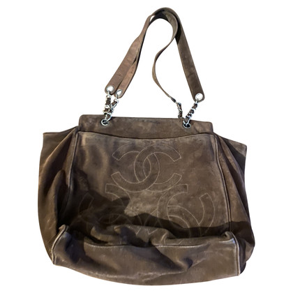 Chanel Shopping Tote Suede in Brown