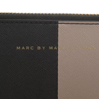 Marc Jacobs iPad case in beige / black