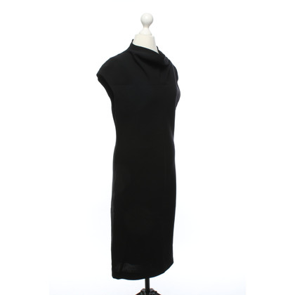 Max Mara Kleid aus Wolle in Schwarz