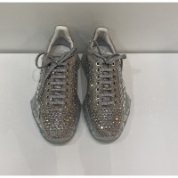 Jimmy Choo Sneakers aus Wildleder in Silbern