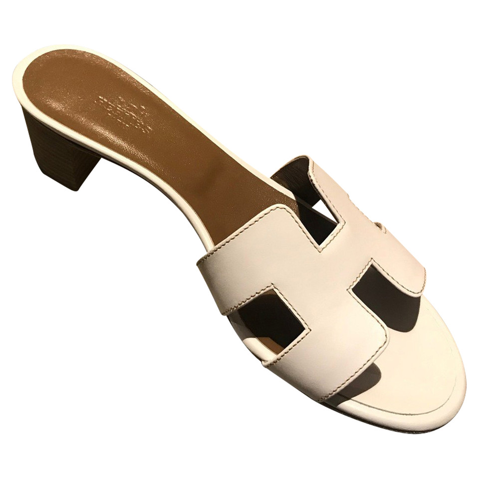 Hermès "Oasis" sandals