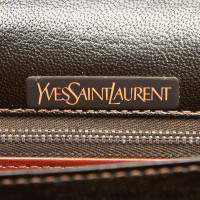 Yves Saint Laurent Umhängetasche aus Leder in Braun