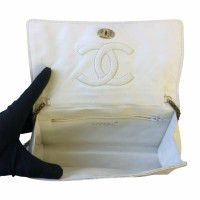Chanel Shoulder bag in White