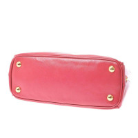 Prada Handtasche aus Perlen in Rosa / Pink