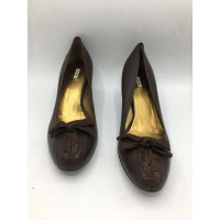 Miu Miu Pumps/Peeptoes Leather in Brown