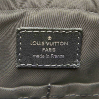 Louis Vuitton V-lijn bijna