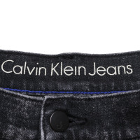 Calvin Klein Pantaloncini di jeans in grigio