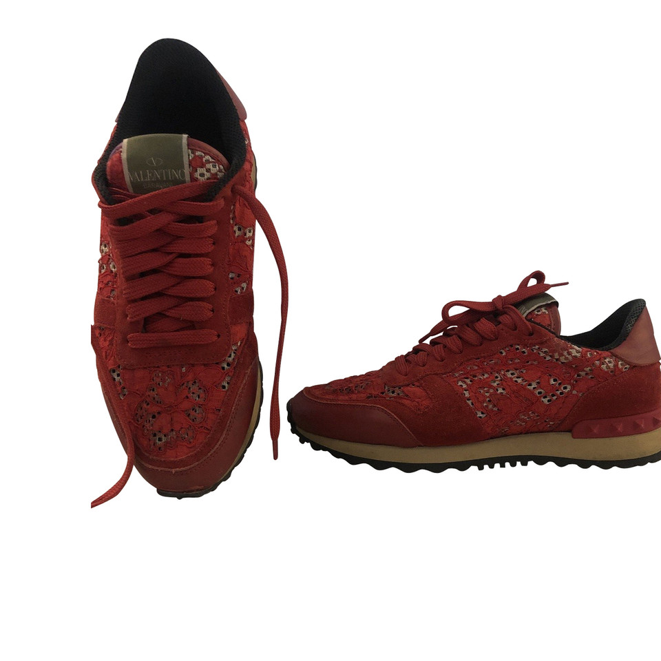 Valentino Garavani Sneakers aus Leder in Rot