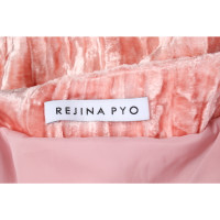 Rejina Pyo Robe en Rose/pink