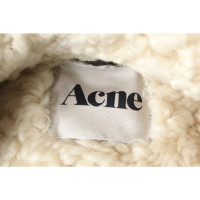 Acne Jacke/Mantel aus Leder in Taupe