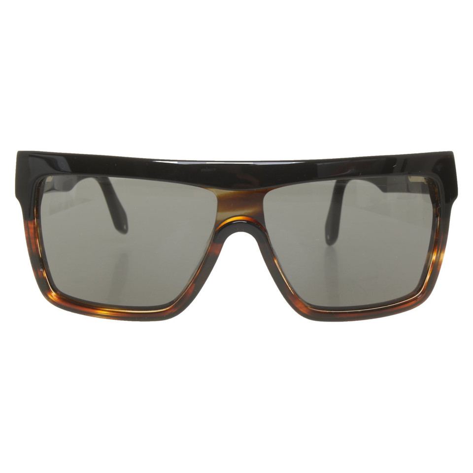 Victoria Beckham Sonnenbrille in Schwarz