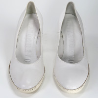 A. F. Vandevorst Pumps/Peeptoes Leather in White