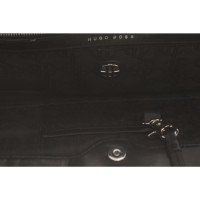 Hugo Boss Clutch aus Leder in Schwarz