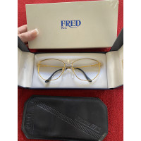 Fred Brille in Gold