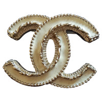 Chanel Broche