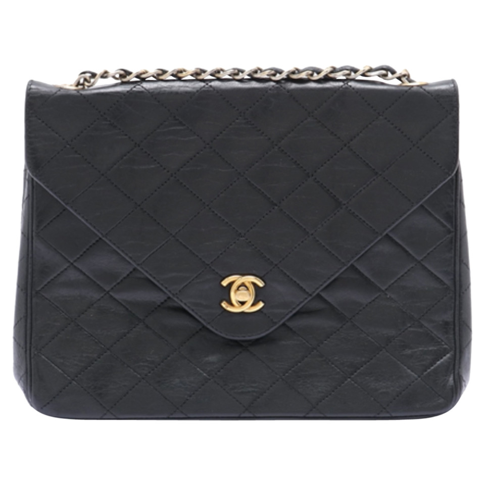 Chanel Flap Bag aus Leder in Schwarz