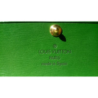 Louis Vuitton Accessori in Pelle verniciata in Verde