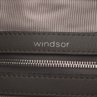 Windsor Pouch in grey