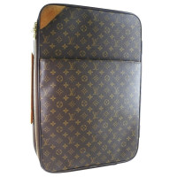 Louis Vuitton Pégase aus Canvas in Braun