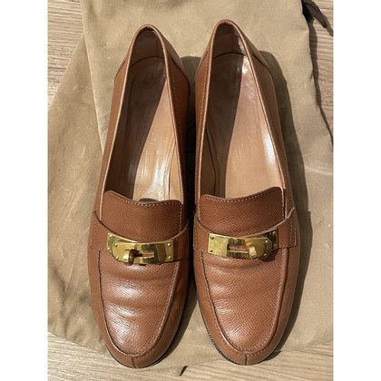 Hermès Slippers/Ballerinas Leather in Brown