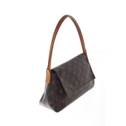 Louis Vuitton Looping made of canvas