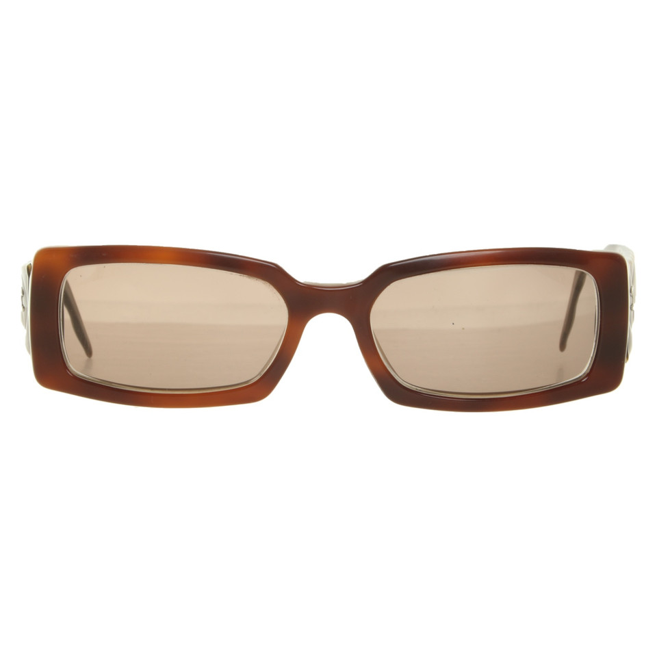 Chanel Brown sunglasses with light eyesight