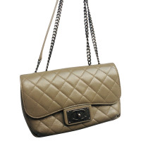 Chanel Classic Flap Bag Leer in Taupe