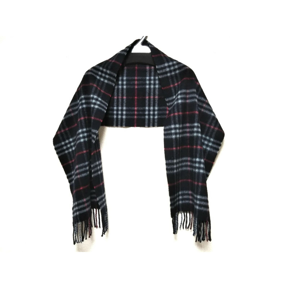 Burberry Scarf/Shawl Wool